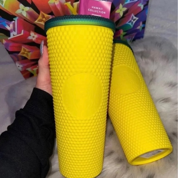 🍍🍍TWO Starbucks studded Pineapple tumbler cups🍍 - Picture 3 of 3